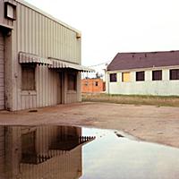 Фотографии улиц маленького городка под названием К
