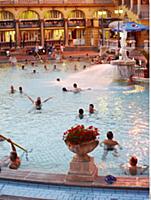 Hungary / Budapest / 2014 / SzЋchenyi-Bath

© Phil