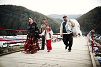 Romania / Negreni / 2014 / Traditional gipsy famil