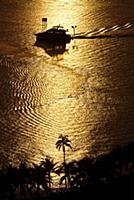 USA / Florida / Miami / 2009 / Boat in the bay at 
