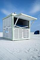 USA / Florida / Miami / 2009 / Stores on the beach