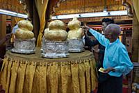 MYANMAR / Shan State / Inle Lake / Ywama / The Pha