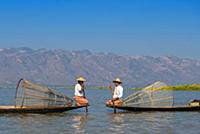 MYANMAR / Shan State / Inle Lake / Fishermen of th
