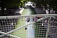 France / Paris / 2015 / Lovelocks / Passerelle Bic