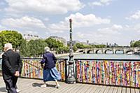 France / Paris / 2015 / Lovelocks / Pont des Arts 