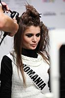 Бэкстейдж показа «Tony Ward» на неделе моды в Моск