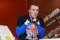 Денис Лебедев во время открытой тренировки перед с