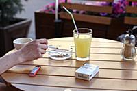 С 1 июня 2014 года курение будет запрещено во всех