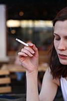 С 1 июня 2014 года курение будет запрещено во всех