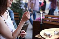 С 1 июня 2014 года курение будет запрещено во всех