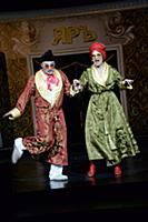 Евгений Аксенов (конферансье Андрей Шпиг). Премьер