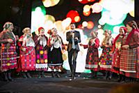 Дмитрий Нестеров и фольклорная группа «Бурановские