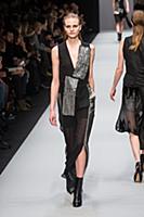 Показ Guy Laroche осень/зима 2015-2016. Неделя мод