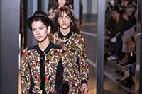 Показ John Galliano осень/зима 2015-2016. Неделя м
