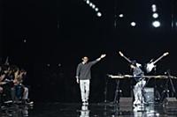 Показ Issey Miyake осень/зима 2015-2016. Неделя мо