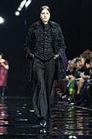 Показ Issey Miyake осень/зима 2015-2016. Неделя мо