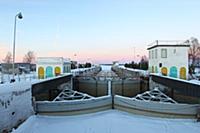 Последний шлюз Беломорско-Балтийского канала у вых