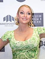 Анастасия Волочкова. Неделя моды в Москве. Показ Y