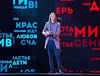 На съёмочной площадке во время прямого эфира проек
