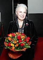 Элина Быстрицкая.