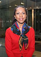 Елена Ханга.