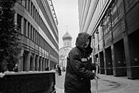 Подборка черно-белых фотографий московских улиц. Р