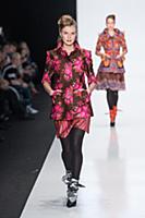 Показ Yegor Zaitsev на Mercedes-Benz Fashion Week 
