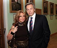 Алексей Пушков с женой Ниной. 25 февряля 2010.