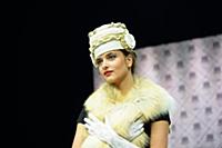 Модный показ. Международная выставка головных убор