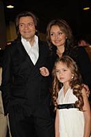 Дмитрий Маликов, Елена Маликова и Стефания Маликов
