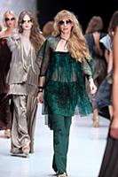 Показ коллекции Юлии Далакян. Mercedes-Benz Fashio