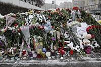 У посольства Франции в Москве. Россия, Москва. 16 