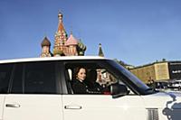 Знаменитости на тест-драйве Land Rover