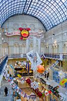 ГУМ. Новогодний декор, Москва, Россия. 22 января 2