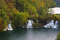 Водопады. Хорватия. Национальный парк Плитвицкие о