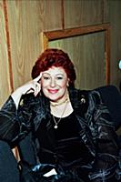 Эстрадная певица Алла Иошпе.