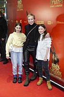 Мария Шалаева с дочерью. Премьера фильма «Конек-Го