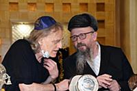 Алекс Карлин (Alex Carlin). Церемония внесения Сви