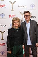 Людмила Гладунко, Борис Токарев. Церемония вручени