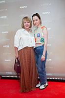 Елена Валюшкина с дочерью. Премьера сериала «Клини