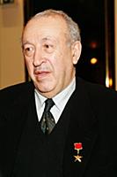 Российский художник-живописец Таир Салахов.