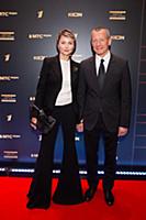 Дарья Повереннова с супругом. Премьера сериала «Ве