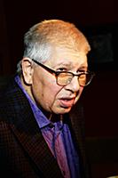 Советский и российский киновед Кирилл Разлогов.