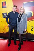 Александр Поветкин с супругой. Премьера фильма «БУ