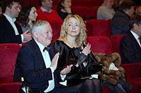 Анатолий Карпов с супругой. Премьера фильма «Чемпи