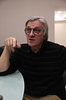 Дмитрий Крымов. Съемки программы «Агора». Москва, 