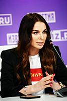 Татьяна Поп. Пресс-конференция активистов Междунар