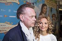 Владимир Левкин с супругой. Премьера фильма «Леген