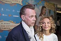 Владимир Левкин с супругой. Премьера фильма «Леген