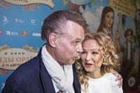 Владимир Левкин с супругой. Премьера фильма «Леген